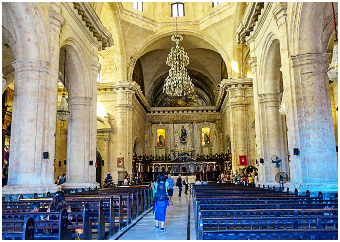 Interior de la Catedral de La Habana.