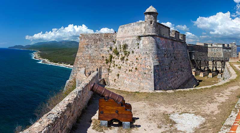 castillo-de-san-pedro-de-la-roca