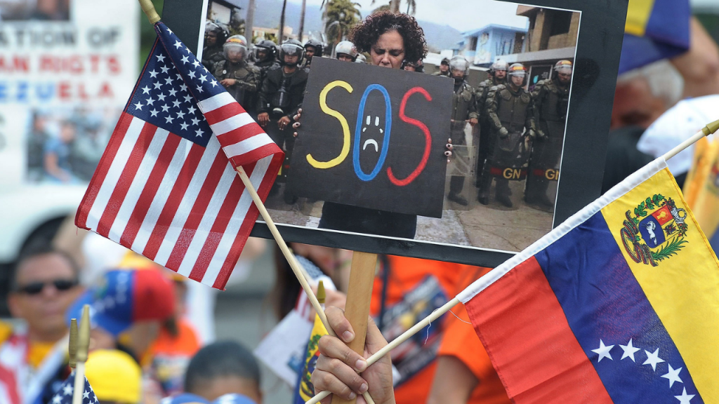 Suspenden deportación de venezolanos en Estados Unidos por 18 meses