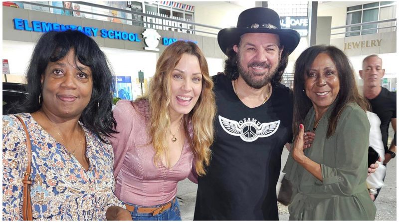 irela bravo de visita en MIAMI